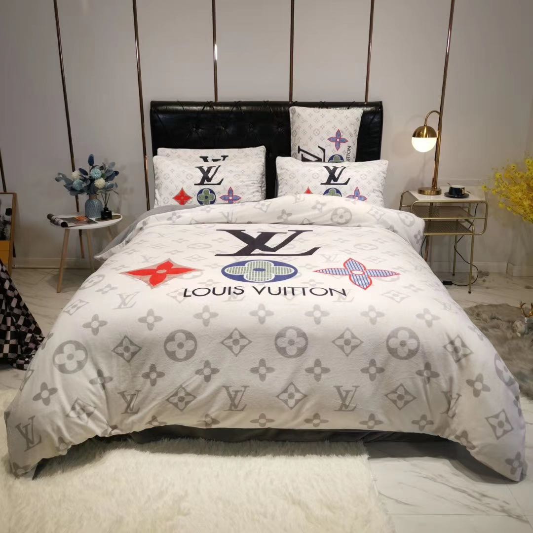 Louis Vuitton 11 Bed Linen - Joy Furniture