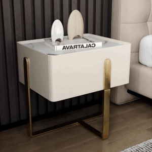 Aura Pedestal
