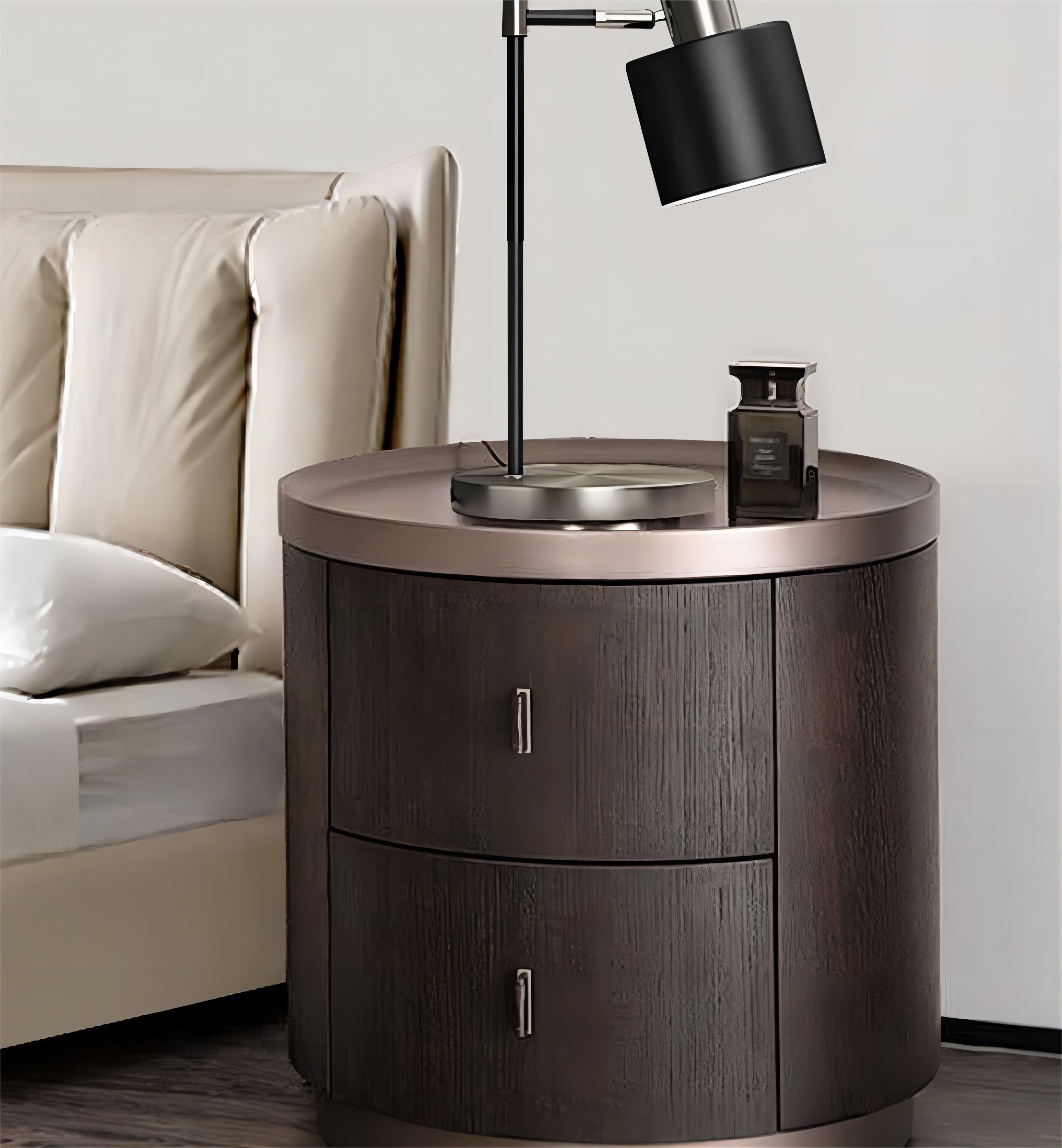 Contemporary Pedestals & Stands